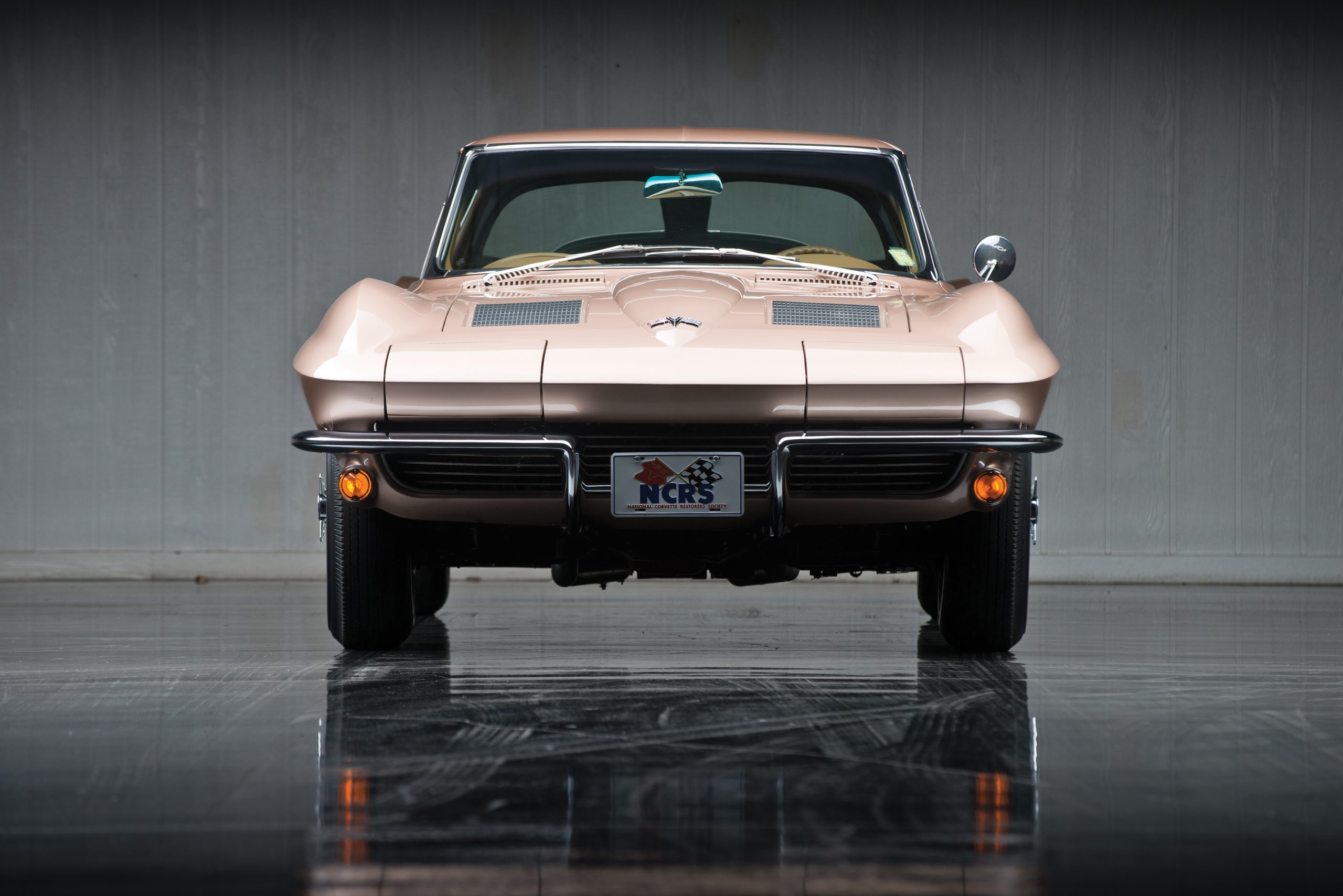 1963 Chevrolet Corvette Sting Ray 'Fuel-Injected' Split-Window Coupe Darin Schnabel | ©2013 Courtesy of RM Auctions