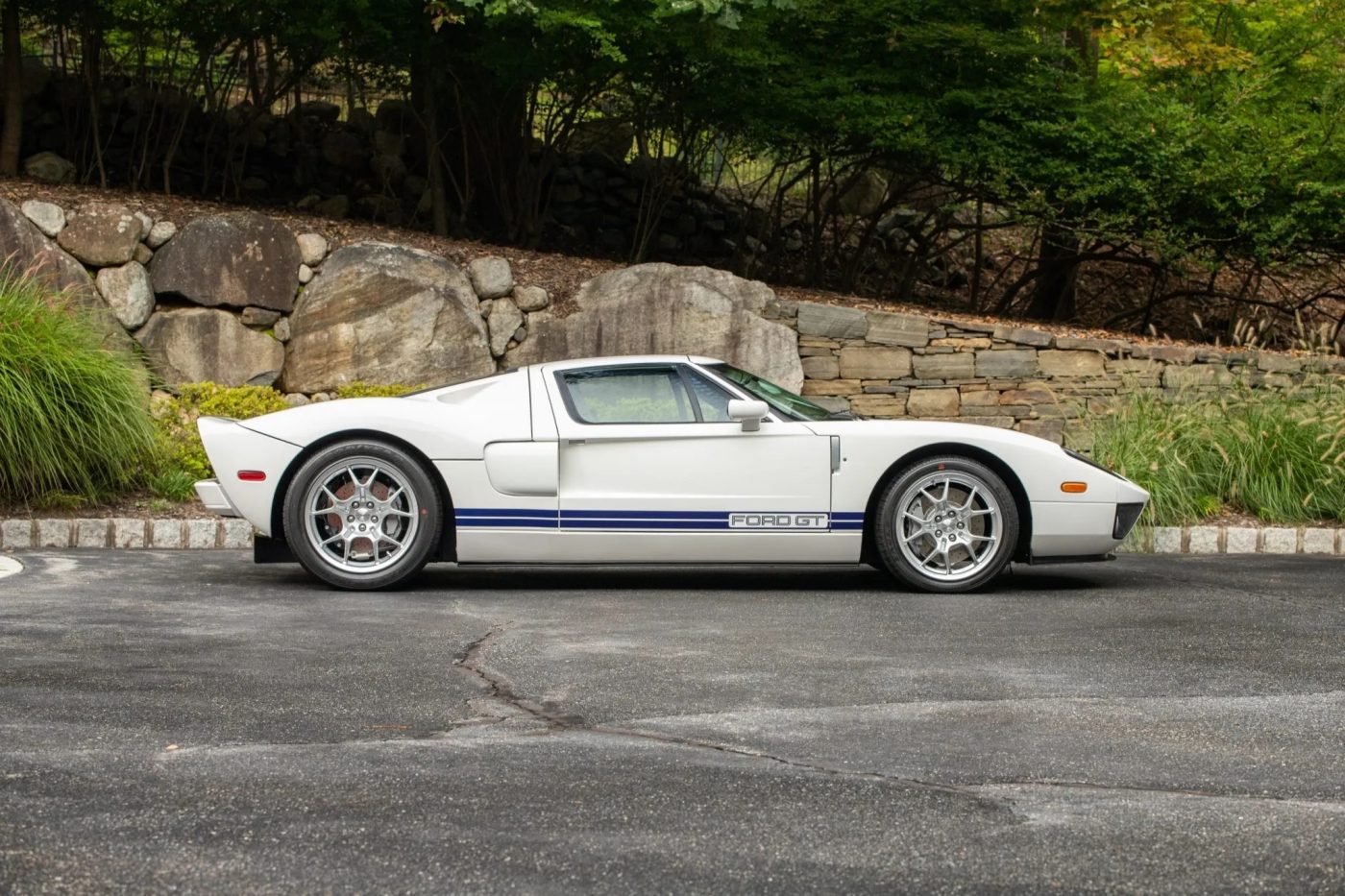 FOR SALE: 2006 Ford GT