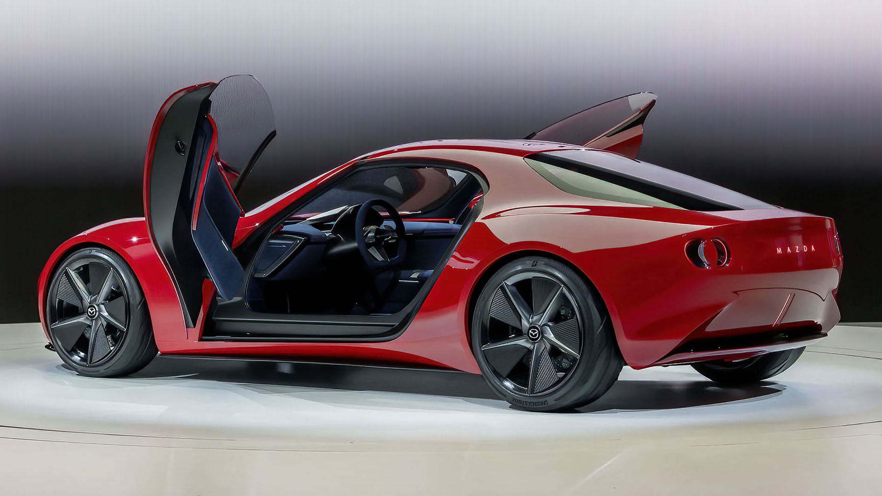 Mazda unveils Iconic SP concept