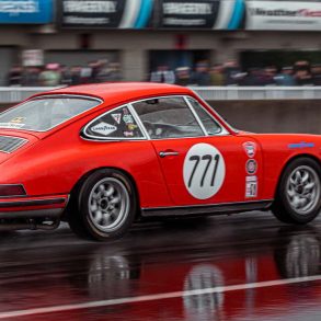 Cameron Healy doesn't let the slick conditions slow him down in this 1968 911S during Saturday mornings rain at RR7.
