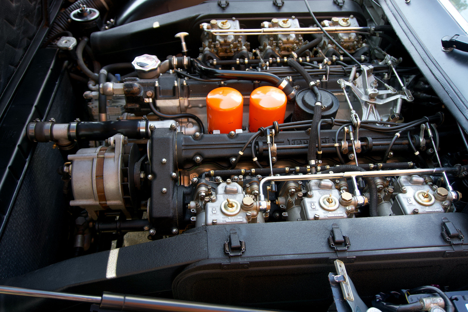  Classic ferrari engine