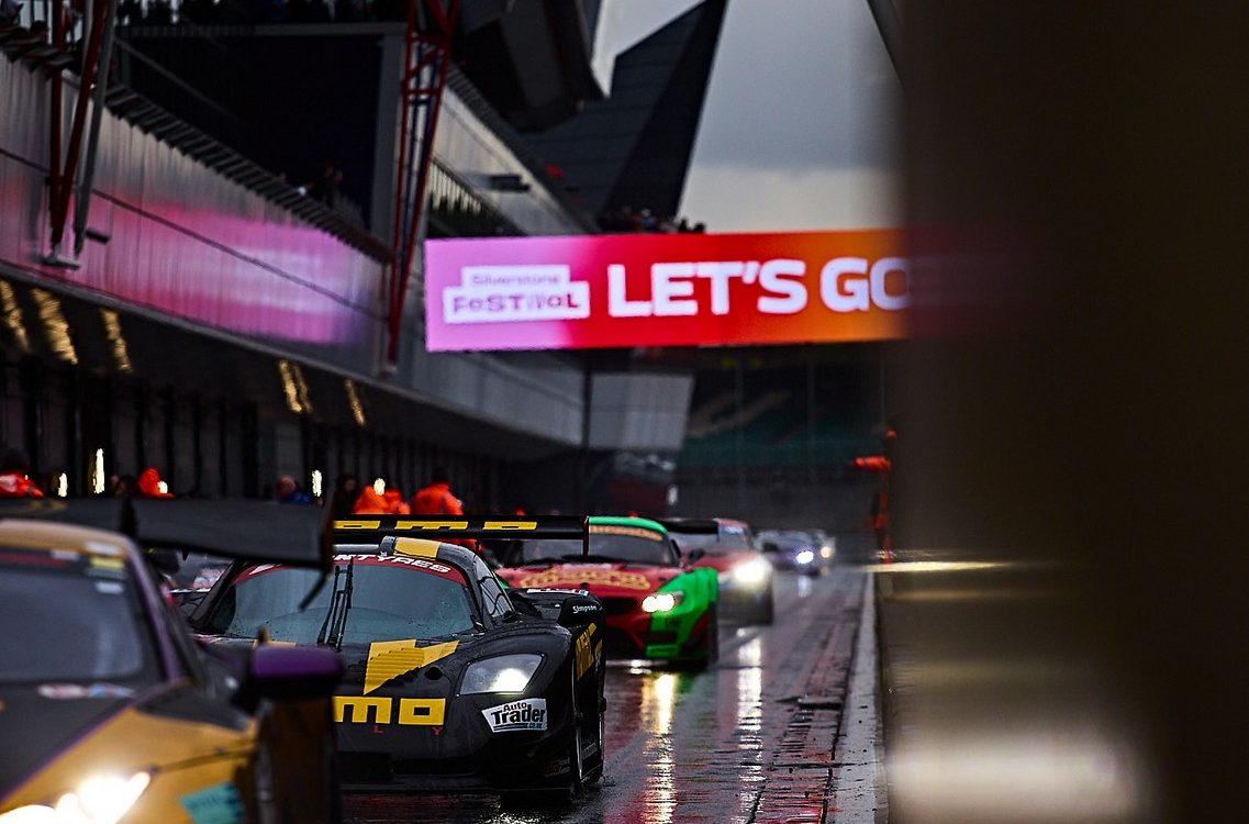 GT Trophy Pitlane