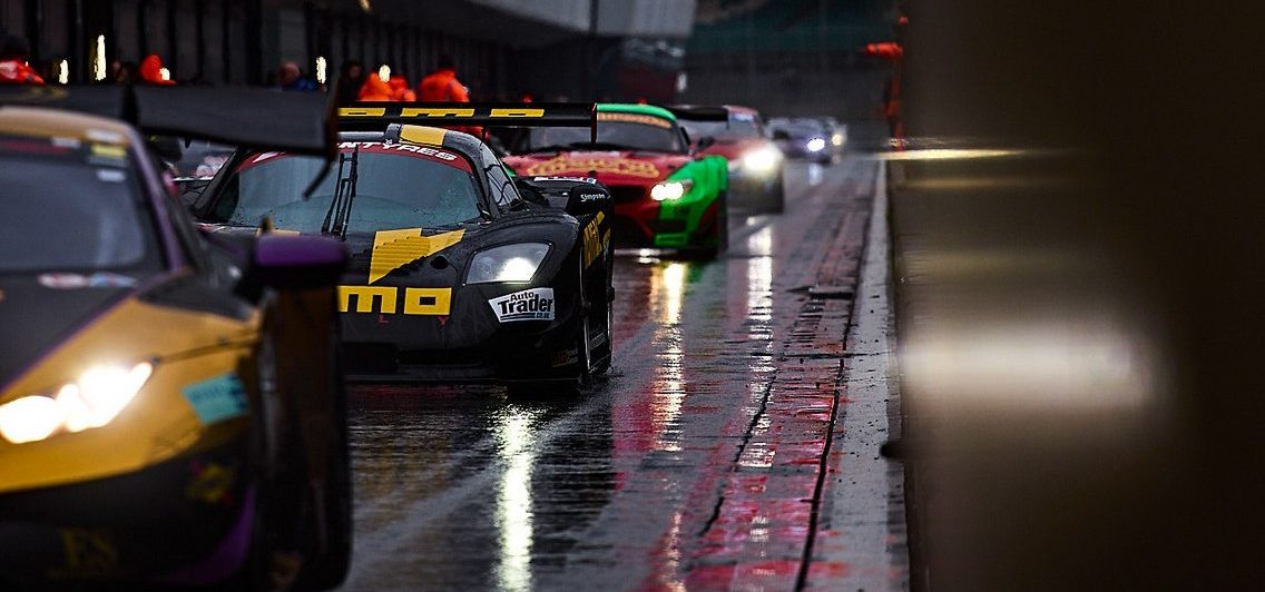 GT Trophy Pitlane