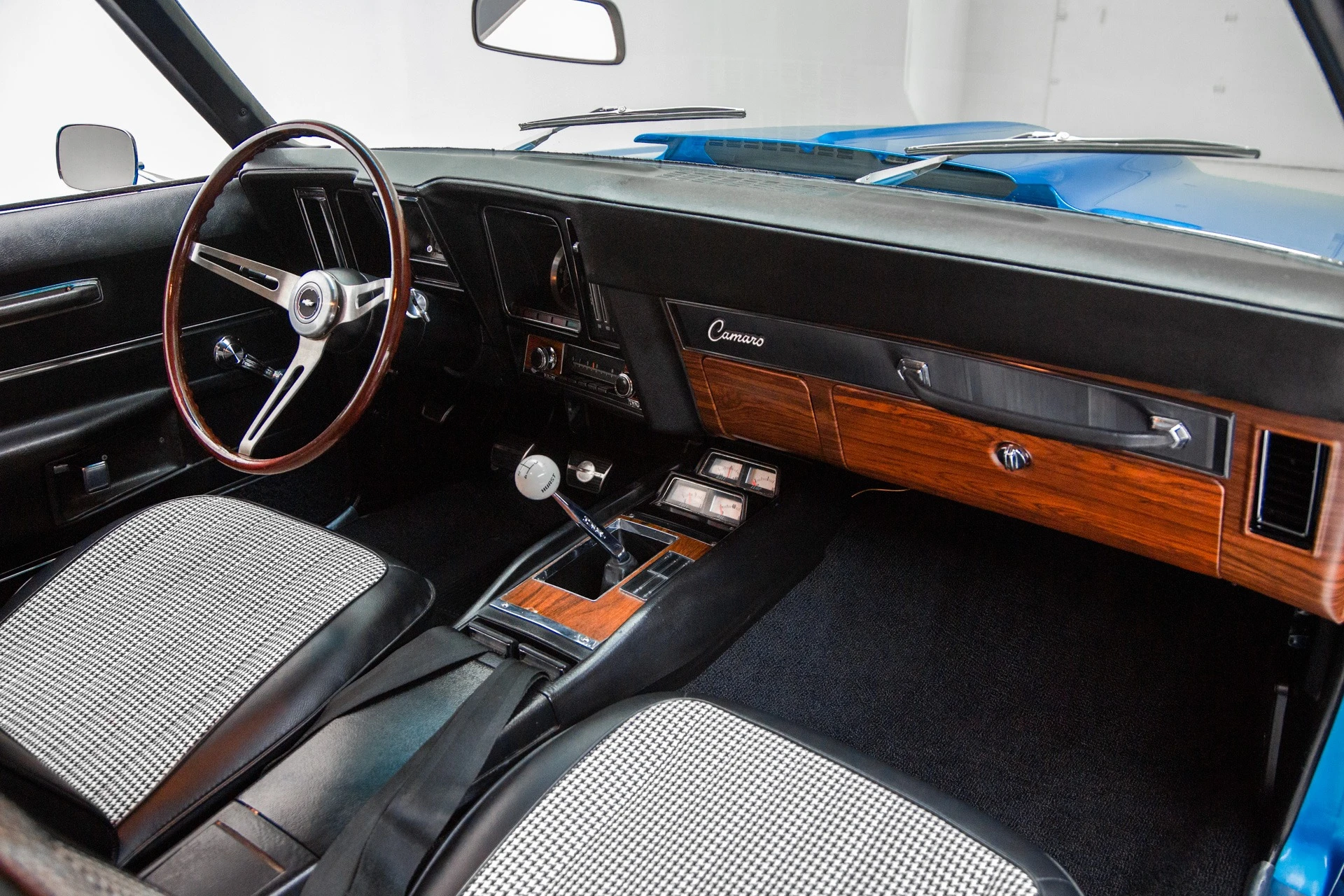 Dashboard of a 1969 Chevrolet Camaro Super Sport