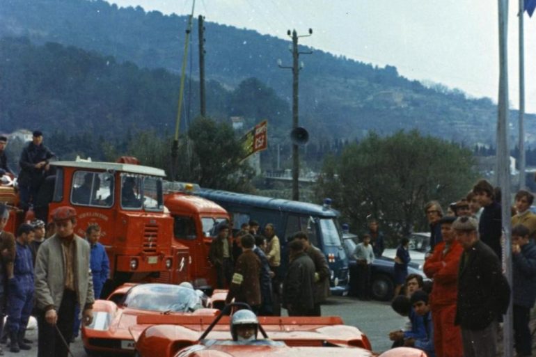 In its first official appearance, at Ampus, the 212E caused a sensation on the grid. Certainly, Abarth and Alfa-Romeo did not expect such an unpleasant surprise for the 1969 Hill Climb season! Credits: Unknown.