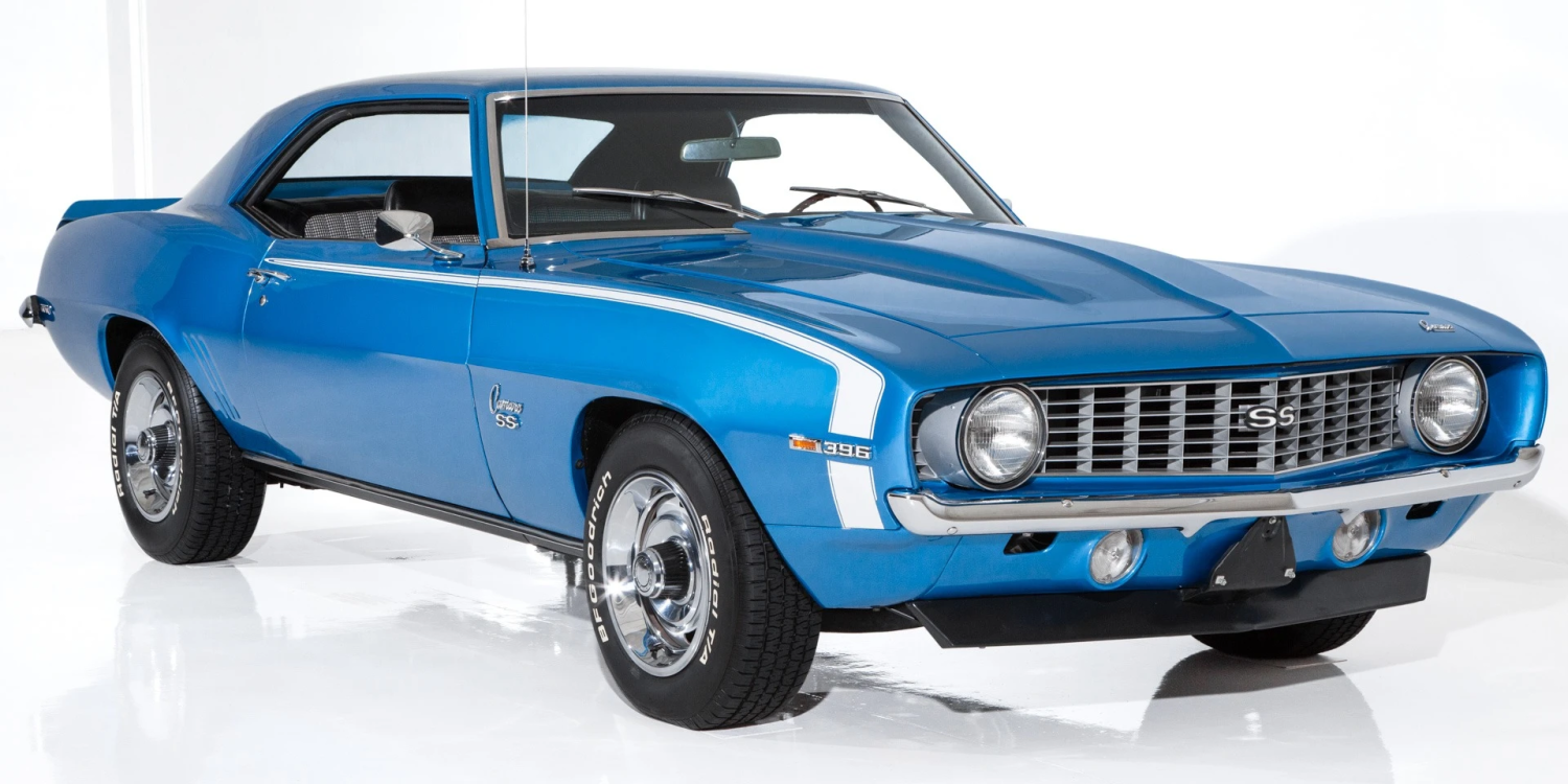 Three-quarter view of a 1969 Camaro SS Lemans Blue