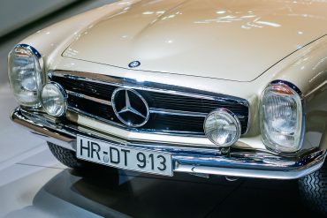 24C0338_001 Mercedes-Benz AG - Mercedes-Benz Classic Communications