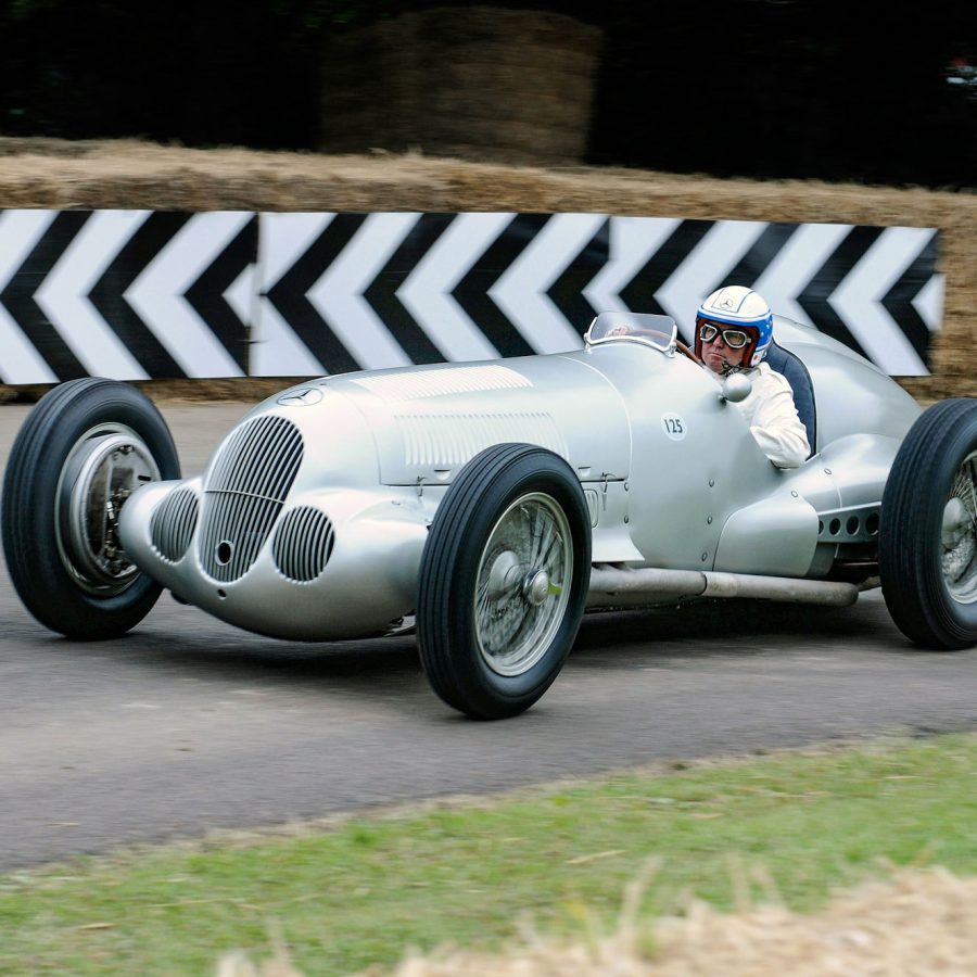25C0091_009 Mercedes-Benz AG - Mercedes-Benz Classic Communications