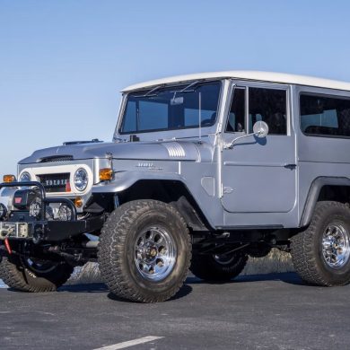 1969 Toyota Land Cruiser Fj40 Restomod side profile