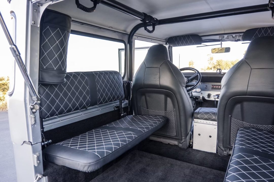 1969 Toyota Land Cruiser Fj40 Restomod interior