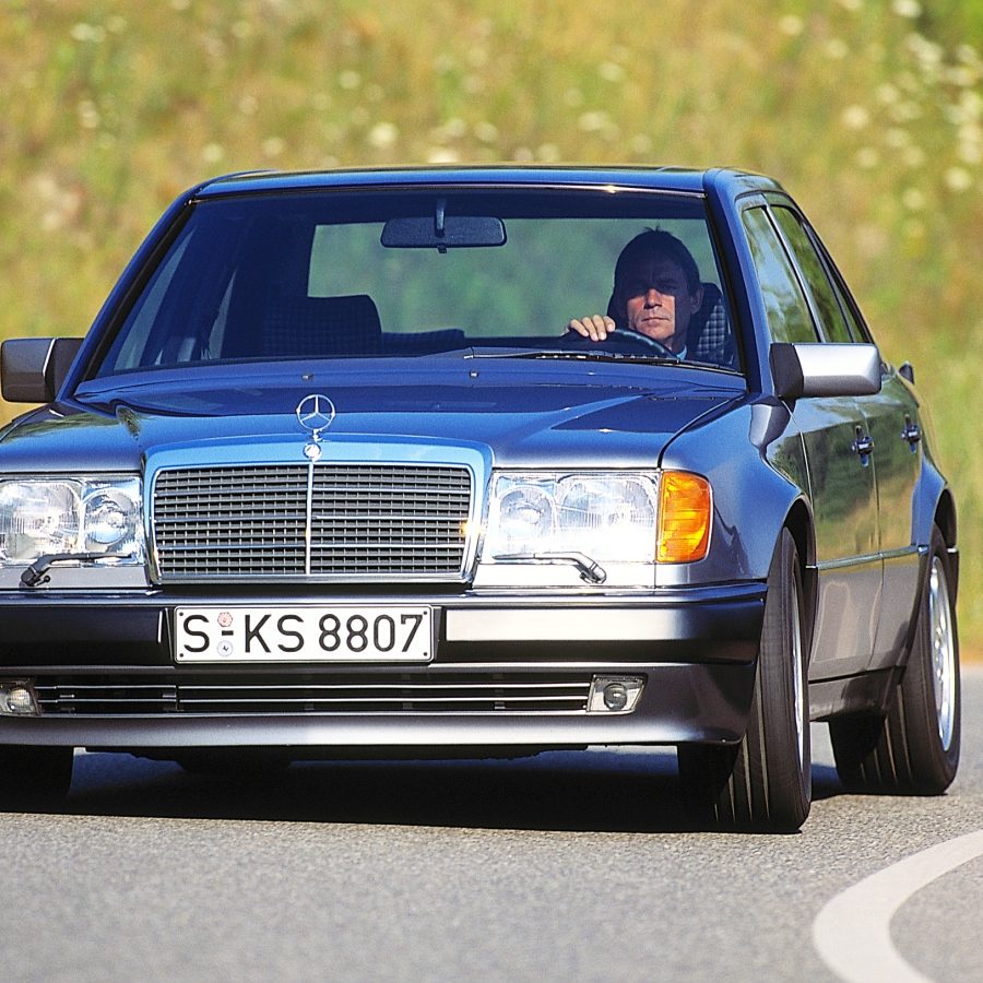 The benefit of wider tires of this M-B 500E are visible as it’s pressed hard through a bend. The Porsche touch ensured a near-50/50 front/rear weight distribution.