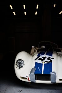 Lister Knobbly Matty White