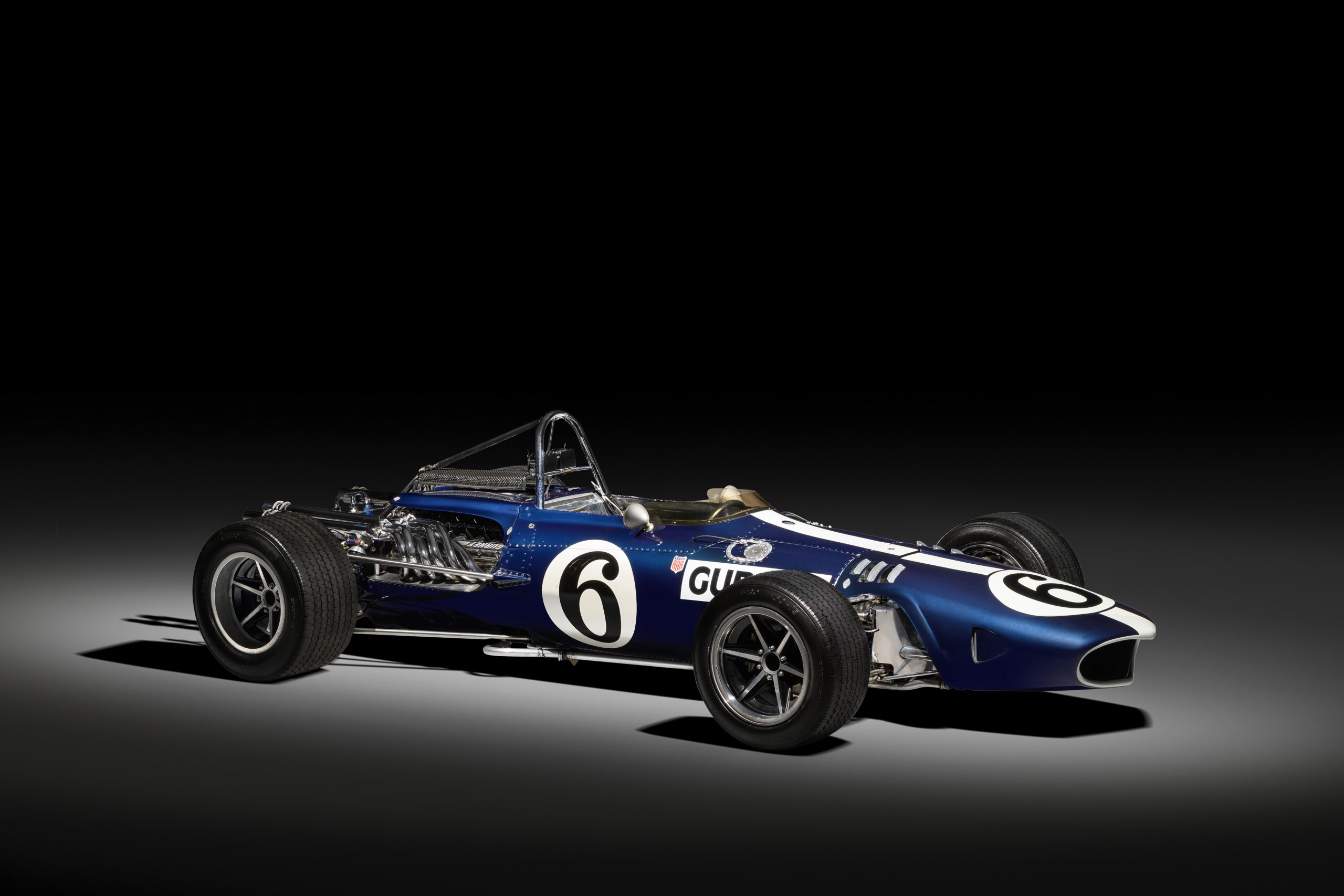 Tim Scott Fluid Images ©2026 Courtesy of RM Sotheby's