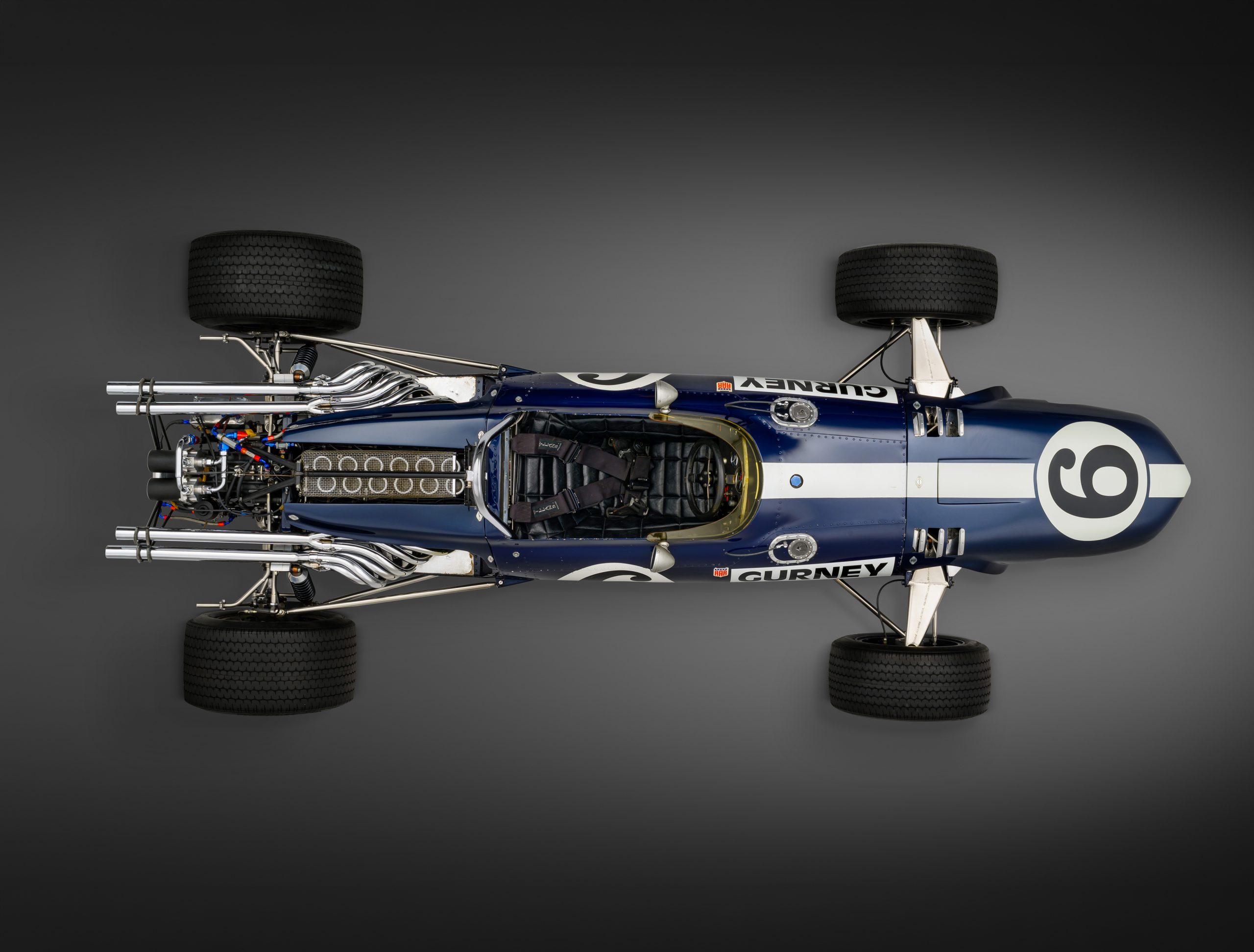 Tim Scott Fluid Images ©2026 Courtesy of RM Sotheby's