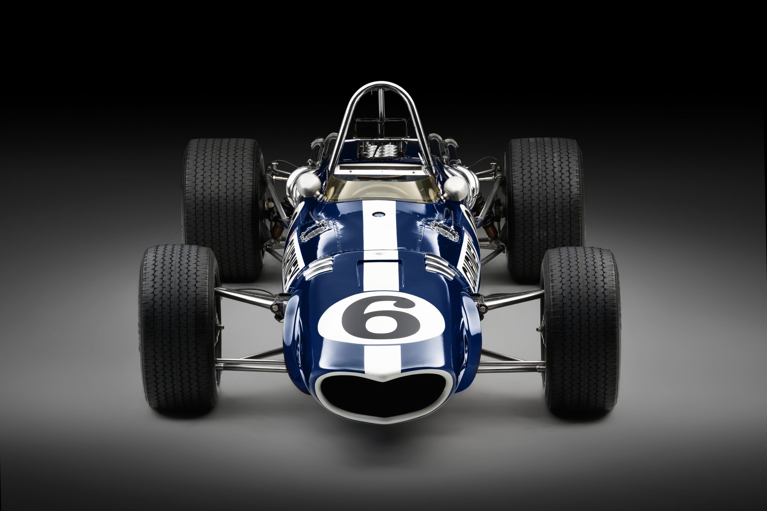 Tim Scott Fluid Images ©2026 Courtesy of RM Sotheby's